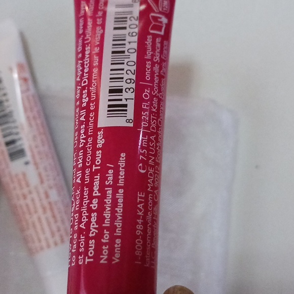 Kate Somerville ExfoliKate Intensive Exfolianting Treatment & Wrinle Warrior - Picture 5 of 8